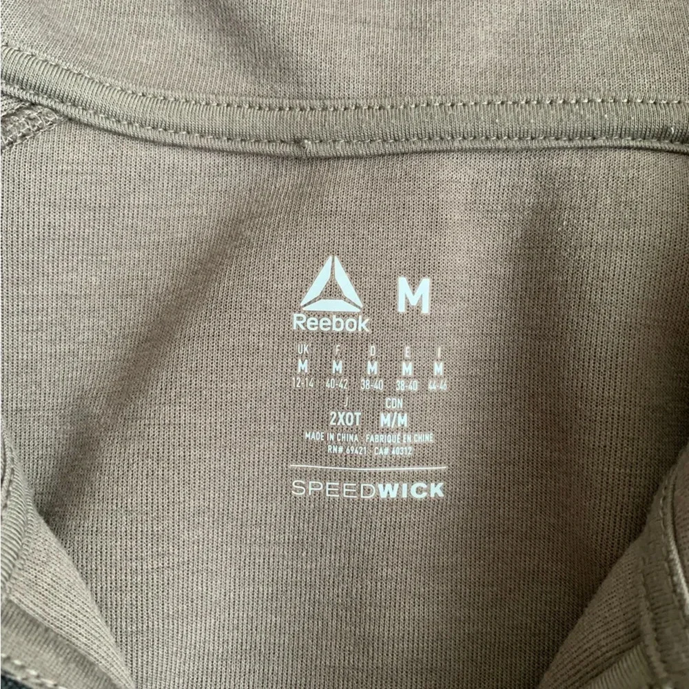 Reebok Zip Cropped Sweater - Picture 4 of 8